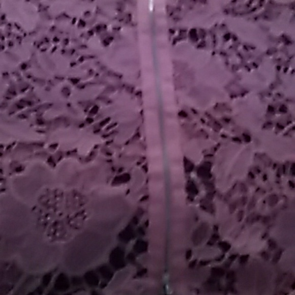 Pink pastel lace top - Picture 2 of 3